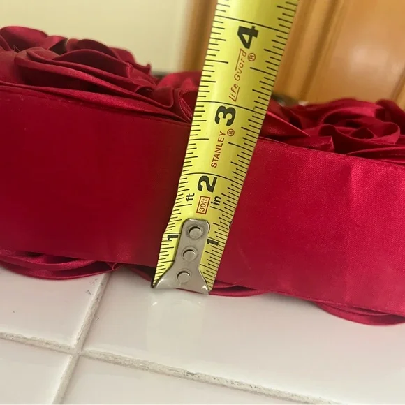 NEW Mad by Design Silk Rose Appliqué Handbag - Picture 10 of 12